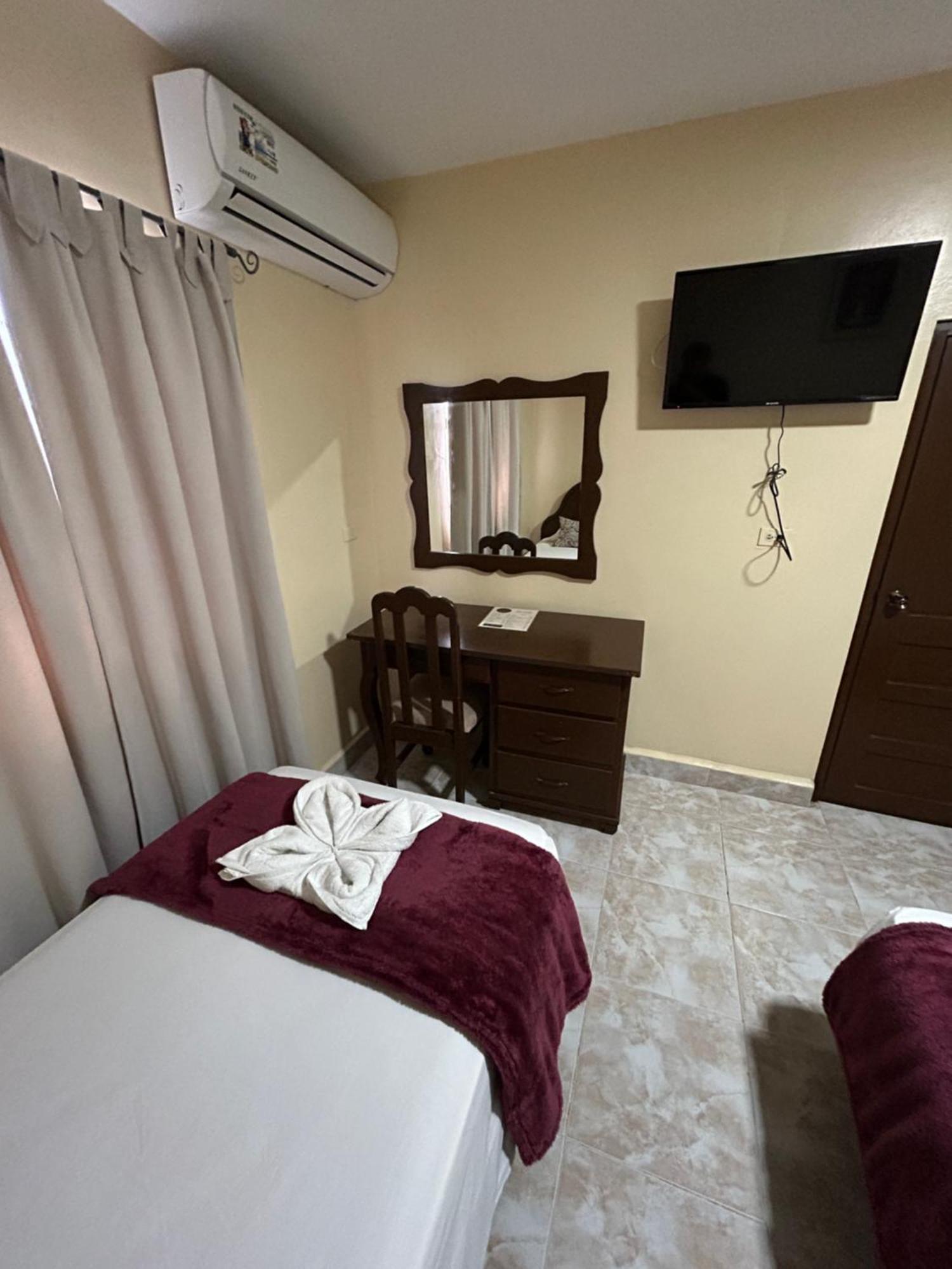 דויד Hotel Madrid Chiriqui מראה חיצוני תמונה