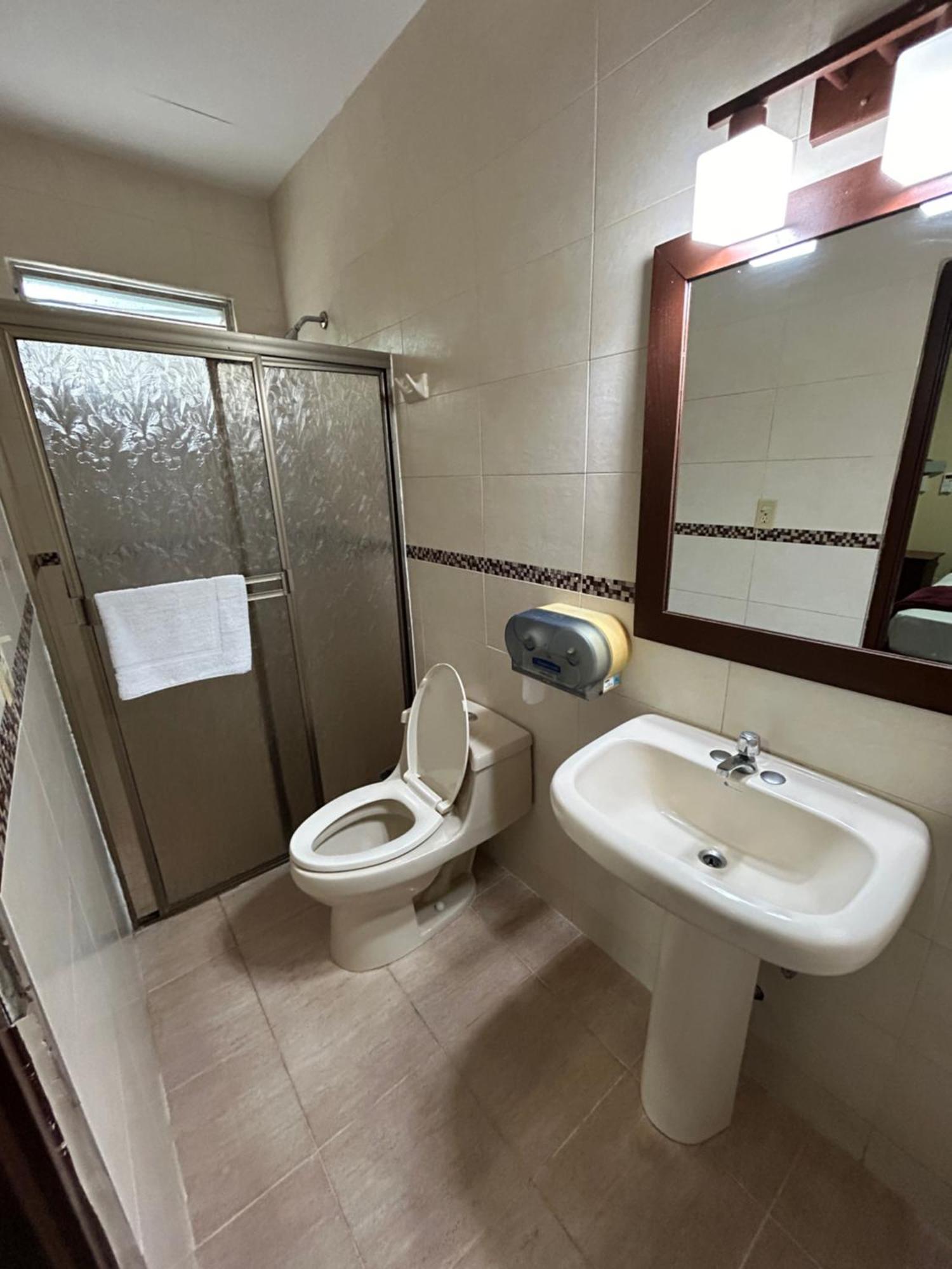 דויד Hotel Madrid Chiriqui מראה חיצוני תמונה